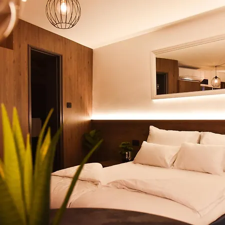 Jr فندق مبيت وإفطار