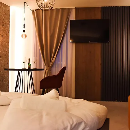 فندق مبيت وإفطار Jr بيران