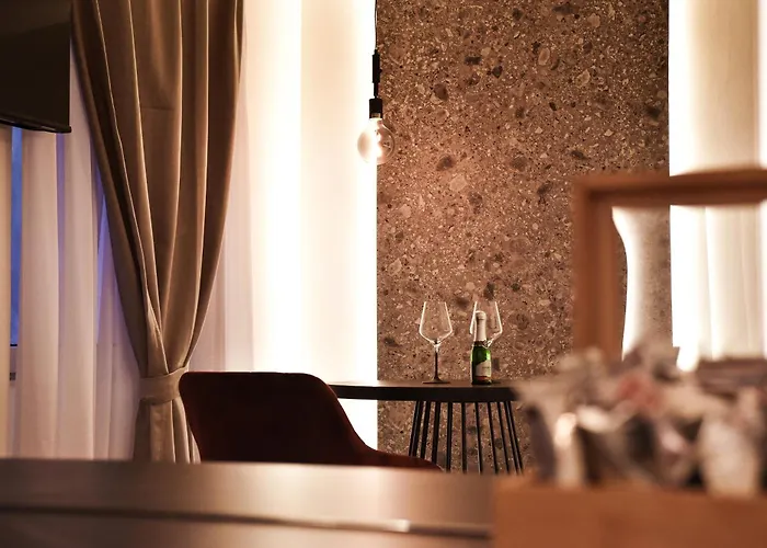 Jr Nočitev z zajtrkom