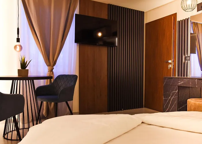 Nočitev z zajtrkom Jr 4*